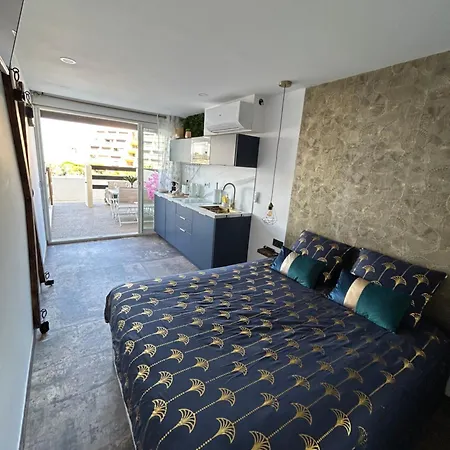 Appartement La Des Charmes - Village Naturiste - Coursives - Port Nature 2 *