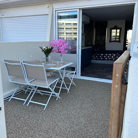 La Des Charmes - Village Naturiste - Port Nature 2 Coursives * Agde